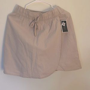 Karen Scott cotton linen skirt. Brand new